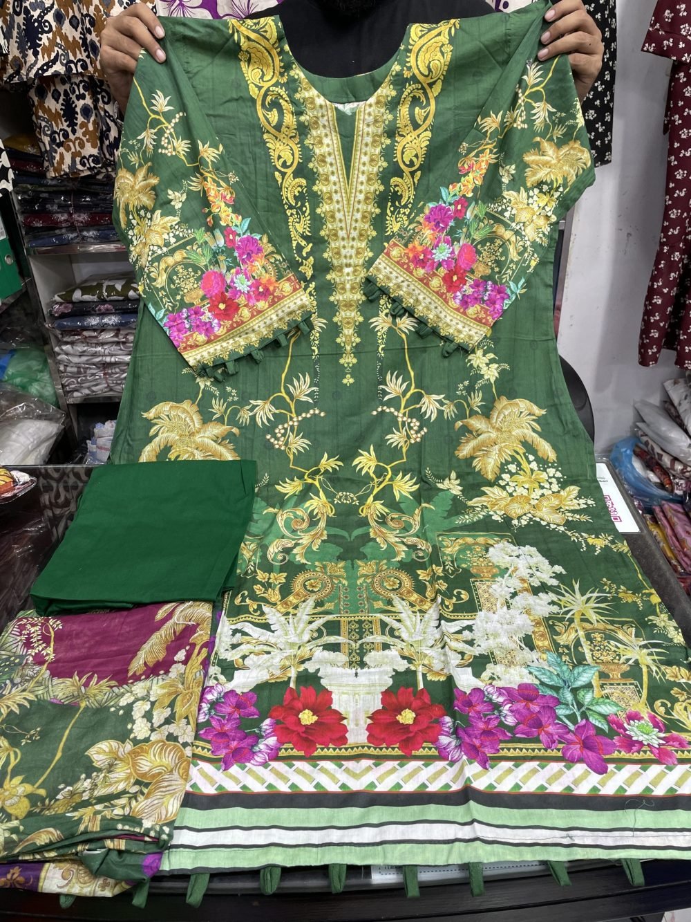 প্রেমিয়াম সুইচ কটন ডিজিটাল প্রিন্ট রেডি থ্রি পিস