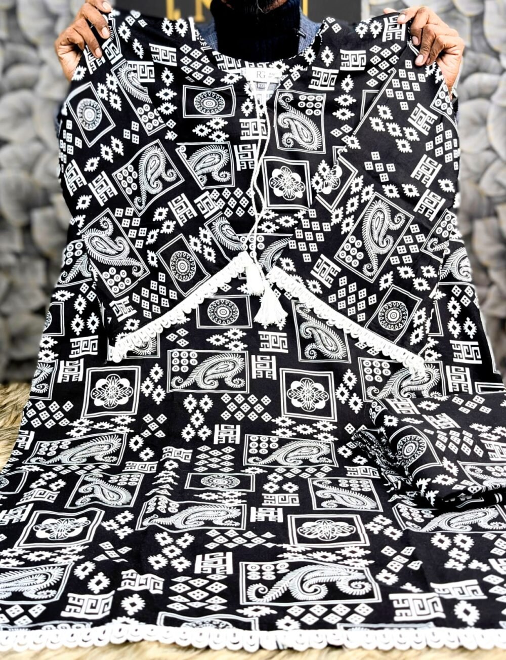 প্রিমিয়াম চায়না লিলেন ২ পিস – পাকিস্তানি কামিজ স্টাইল